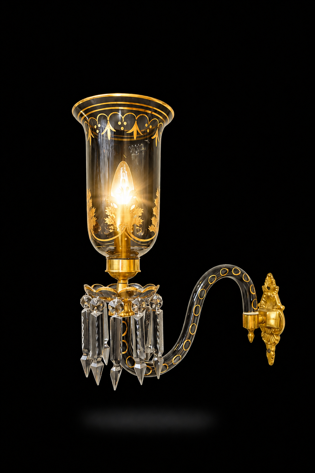 Bagh-e-Noor Gold-Decorated Single-Light Glass Wall Sconce — Clear