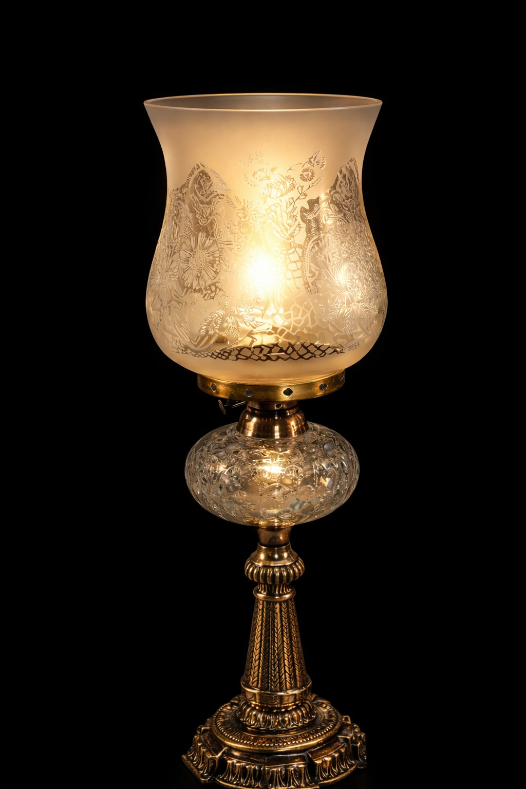 Rangbagh Scalloped Floral Hurricane Table Lamp — Ornate Pedestal