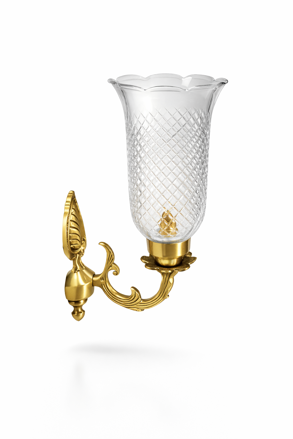 Tarangrekha Diamond-Lattice Clear Glass Single-Light Leaf-Back Wall Sconce · Wall Light · SGE-WL-097 · Samrat Glass Emporium — view 2