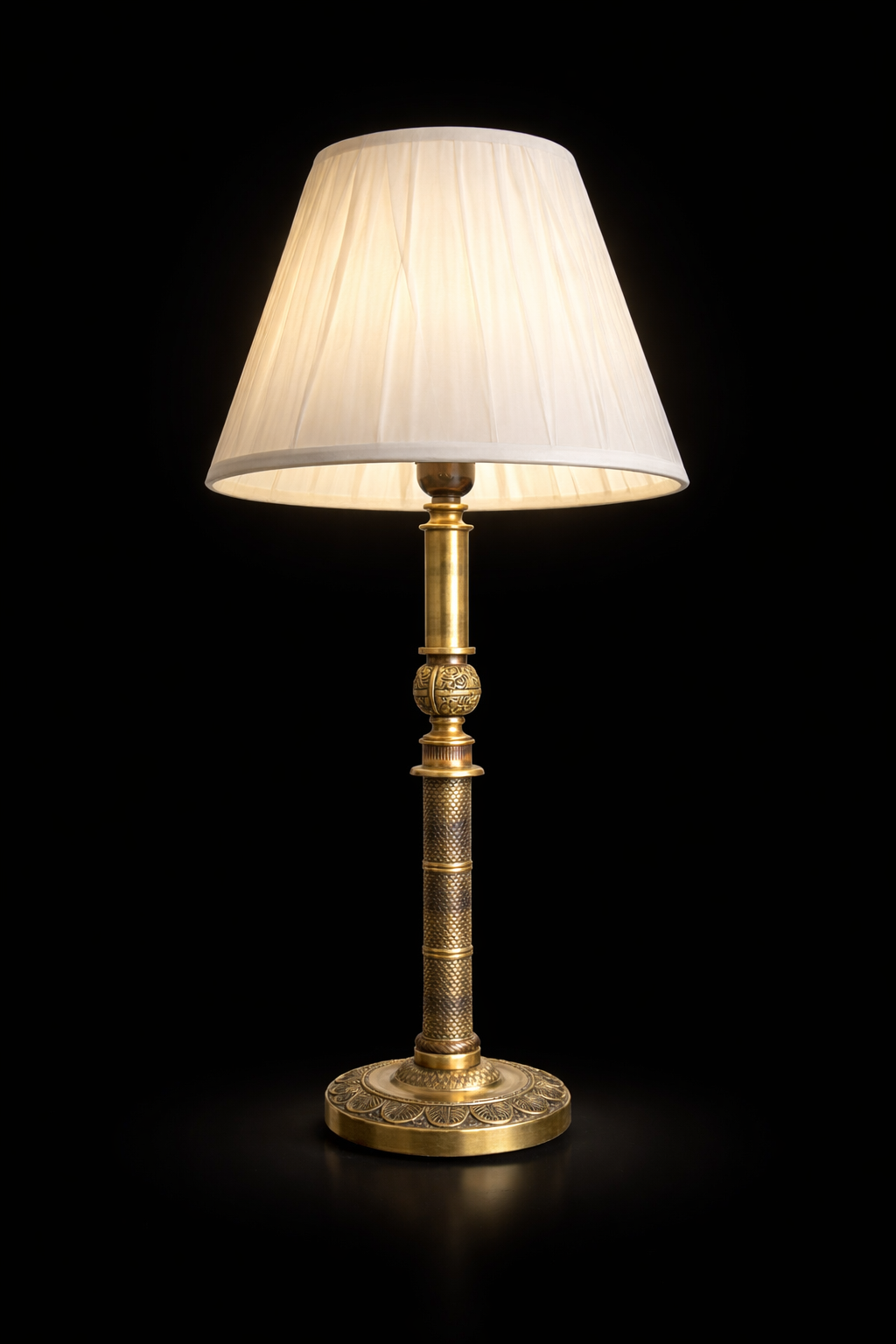 Varnika Quilted-Column Filigree Antique-Brass Table Lamp · SGE-TL-007 · Samrat Glass Emporium