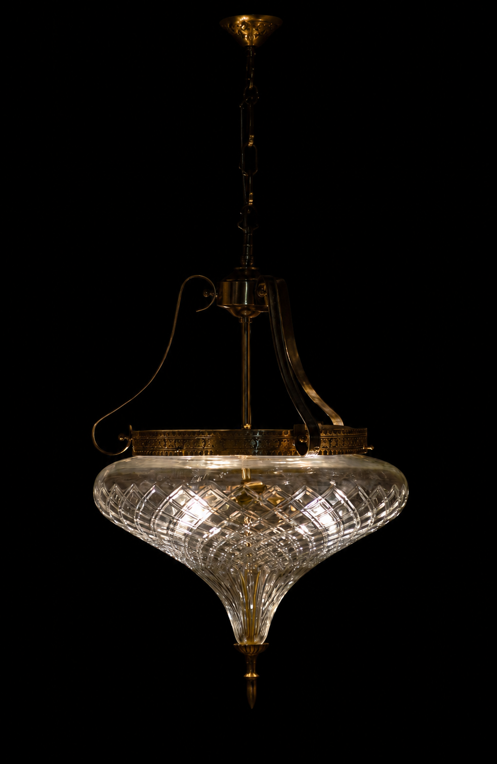 Shankh Diamond-Cut Glass Hanging Light — Grand Scroll · SGE-HL-034 · Samrat Glass Emporium