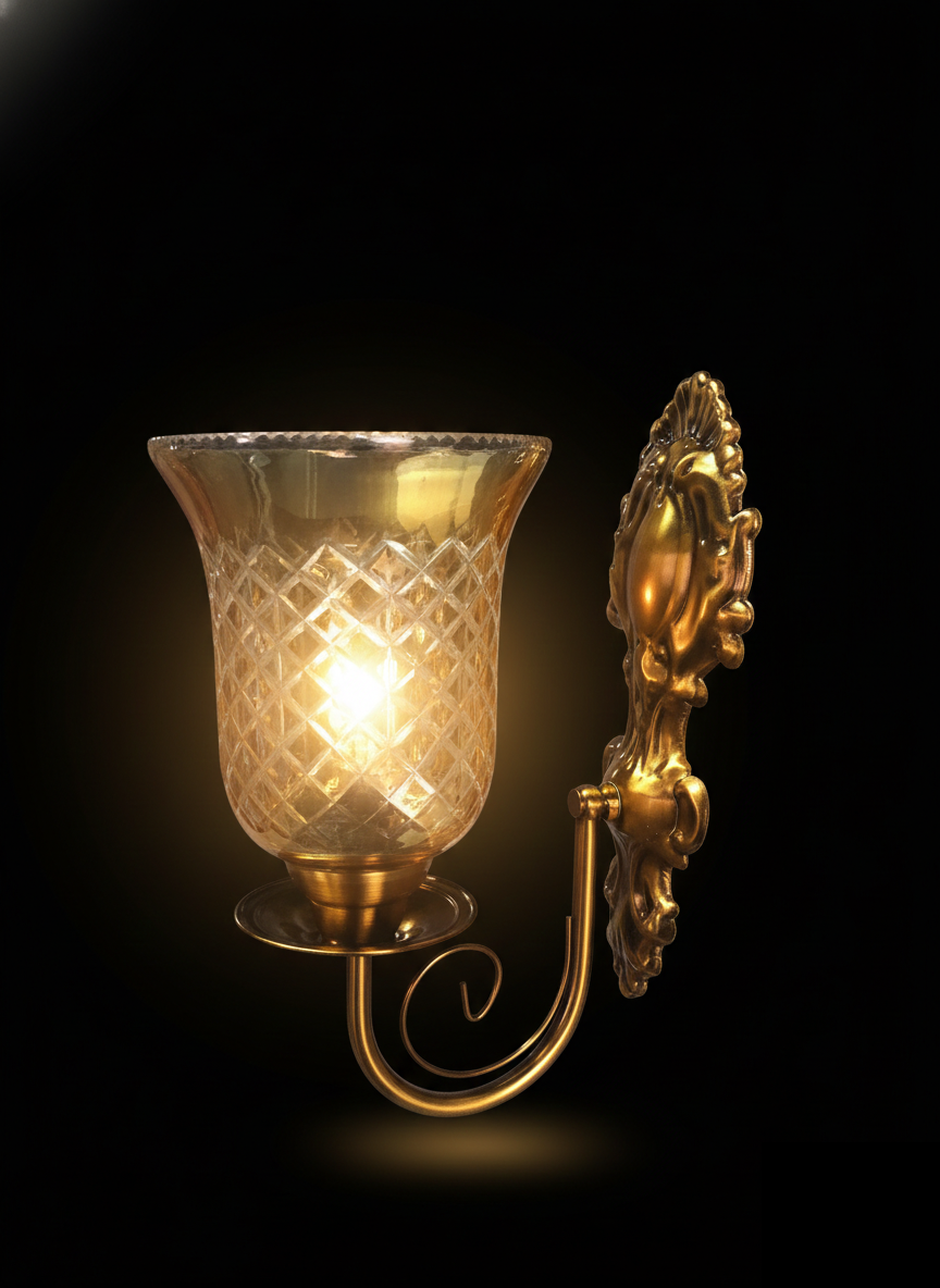Rajvilas Diamond-Lattice Amber Glass Single-Light Hurricane Wall Lamp