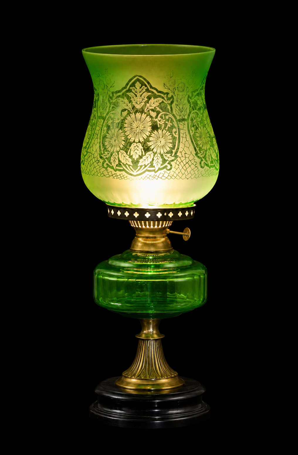 Gulbagh Floral-Etched Hurricane Table Lamp — Emerald Green