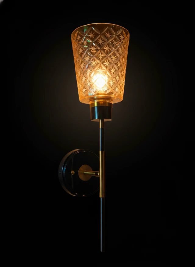 Nakshrekha Amber Star-Cut Glass Rod Wall Sconce · Wall Light · SGE-WL-013 · Samrat Glass Emporium
