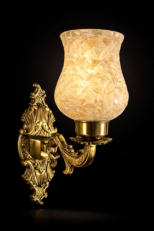 Ratnakosh Ivory Shell-Mosaic Glass Wall Lamp · Wall Light · SGE-WL-050 · Samrat Glass Emporium